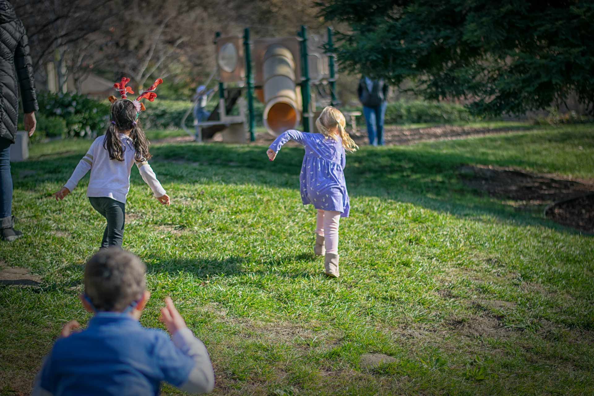 Kids running on the playground at Dorris-Eaton Preschool in Alamo, CA